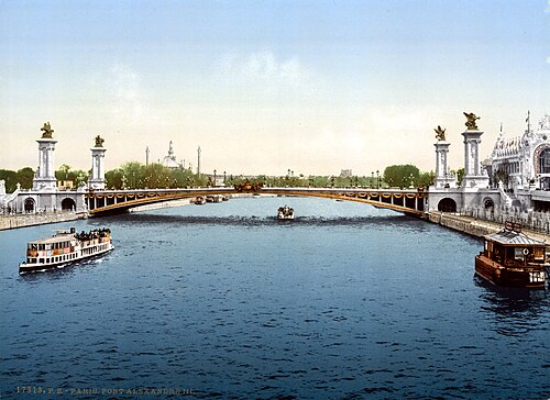 Puente Alejandro III en París