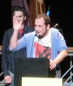 David Fernàndez en un mitin