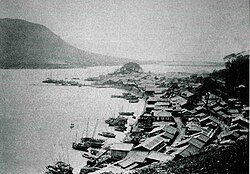 Archivo fotográfico histórico del puerto de Busan a finales del siglo XIX.