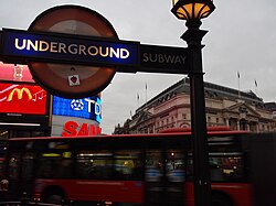 Logotipo del Metro de Londres