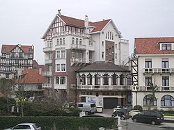 Vista general del paisaje urbano y costero de De Haan