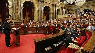 Carles Puigdemont anunciando el resultado del referéndum