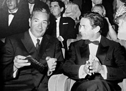 El Primer Ministro italiano Aldo Moro y Pier Paolo Pasolini en Venecia