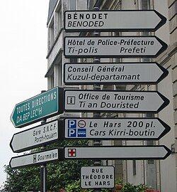 Señalización bilingüe en Quimper