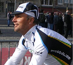 Retrato del ciclista Steffen Wesemann, recordmán de victorias en la Carrera de la Paz.