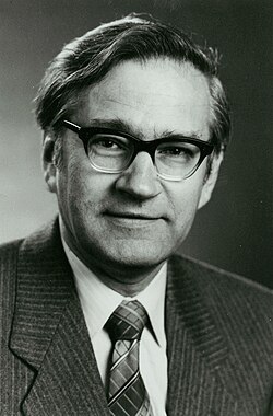 Retrato fotográfico de Richard R. Ernst durante la década de 1980