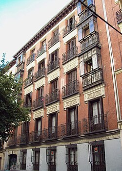 Edificio de la calle Churruca de Madrid donde residió Manuel Machado