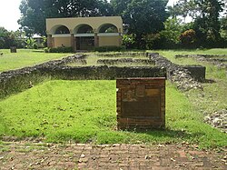 Ruinas de la residencia de Ponce de León en Caparra