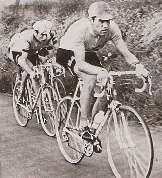 Ciclistas compitiendo en el Giro de Italia 1968