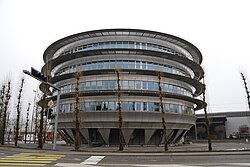 Edificio Roundhouse en la localidad suiza de Suhr