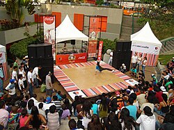 Escenario de festival de cultura urbana