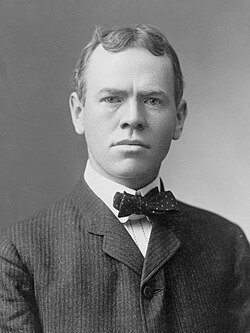 El atleta estadounidense James Connolly fue el primer campeón olímpico de la historia.