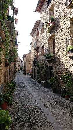 Calle Mayor de Aínsa