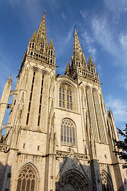 Flechas de la catedral de Saint-Corentin