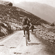 Eugène Christophe subiendo el Col du Galibier