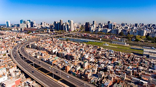 Panorámica parcial de la Villa 31 en Buenos Aires, Argentina.