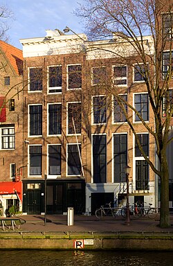 Fachada del edificio Opekta