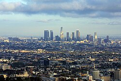 Los Ángeles, ejemplo de concentración urbana de gran impacto financiero y mediático.