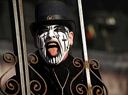 King Diamond en una presentación en el Tuska Open Air Metal Festival en 2013.