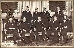 Fotografía histórica del Consejo de Ministros presidido por Romanones.