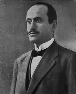 Benito Mussolini como director del Avanti!