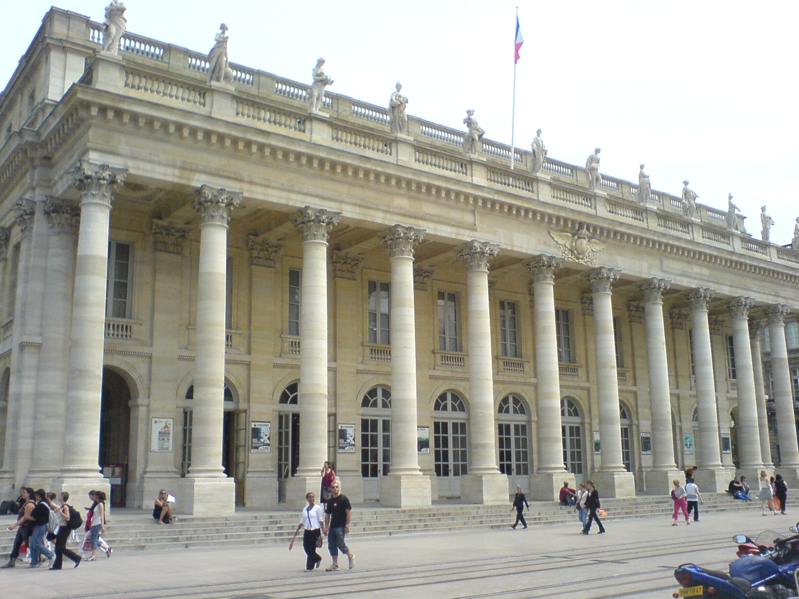 Fachada del Gran Teatro de Burdeos