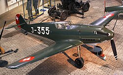 Un avión de combate Messerschmitt Bf 109-E3 utilizado históricamente.
