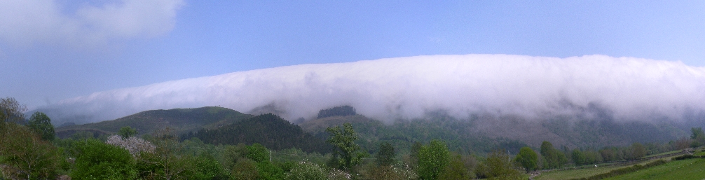 Efecto barrera observado en la sierra del Escudo de Cabuérniga, Cantabria.