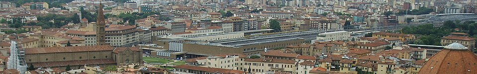 Vista general de la estación y su entorno urbano