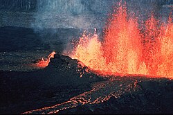 Física volcánica y canal de lava