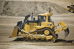 Bulldozer Caterpillar D9 en operación