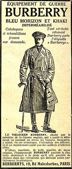 Fotografía histórica relacionada con el uso de la gabardina en contextos militares