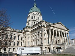 Edificio del capitolio estatal de Kansas situado en Topeka