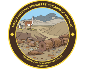 Emblema oficial del Parque Nacional Bosques Petrificados de Jaramillo
