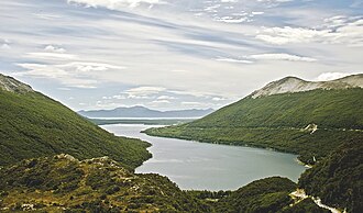 Vista aérea o panorámica del Lago Escondido