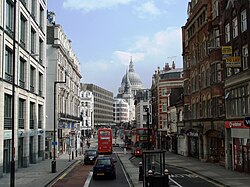 Vista de Fleet Street con la catedral de San Pablo al fondo