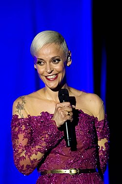 Mariza en una actuación en vivo en el año 2015.