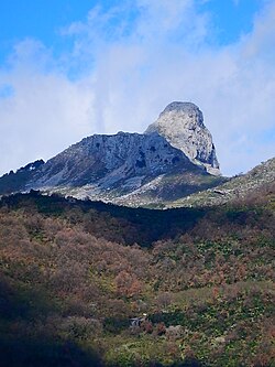 Rocca Novara o Rocca Salvatesta