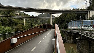 Estructura de los puentes ferroviarios sobre el río Deva