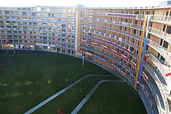 Edificio circular Vortex que alberga la Villa Olímpica
