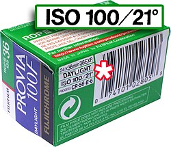 Contenedor de película fotográfica con indicación de velocidad ISO