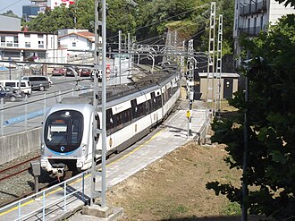 Unidad de la Serie 900 de Euskotren prestando servicio hacia Bermeo