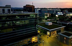 Edificios financieros al sur de Managua