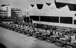 Fábrica de tractores en los años 30