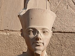 Representación de Amon