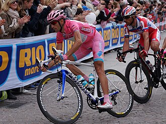 Fotografía institucional relacionada con el Giro de Italia