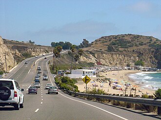 Fotografía ilustrativa de la ruta y su entorno costero en California