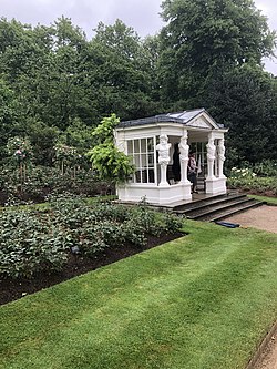 Casa de verano de estilo clásico atribuida a William Kent