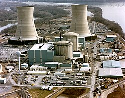 Vista aérea panorámica de las instalaciones de la central nuclear de Three Mile Island.