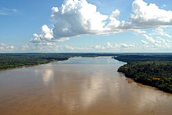 Entorno urbano y ribereño en Porto Velho